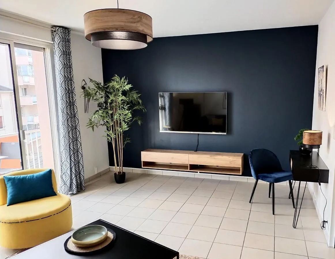 Apartment Le 106 - Spacieux Elegant T5 - 106 M2 - De 1 A 4 Chambres - Wifi Exterieur Rodez